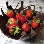 chocolate_dice_and_bowl_with_strawberries-lg